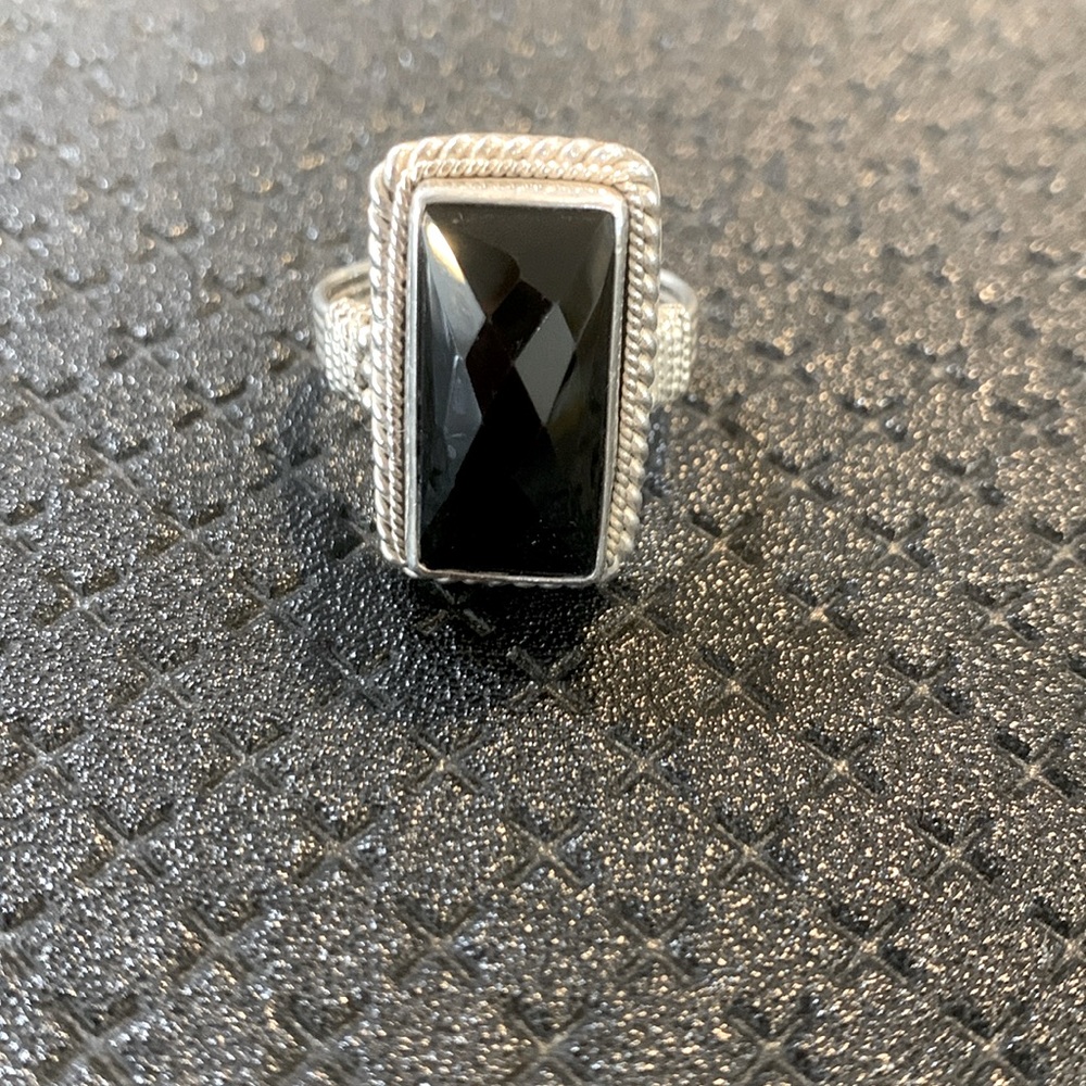 Bali Thai Black Spinel sterling silver size 9